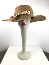 Load image into Gallery viewer, ARUBA PAPER BEACH HAT
