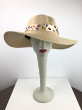 Load image into Gallery viewer, ARUBA PAPER BEACH HAT
