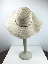 Load image into Gallery viewer, FANCY BEACH HAT
