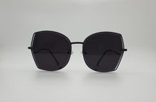 Load image into Gallery viewer, CHARM SUNGLASSES
