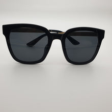 Load image into Gallery viewer, WAYFARER SUNGLASSES
