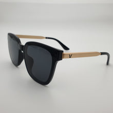 Load image into Gallery viewer, WAYFARER SUNGLASSES
