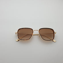 Load image into Gallery viewer, STARK SUNGLASSES
