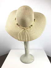 Load image into Gallery viewer, BEADS BEACH HAT
