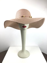 Load image into Gallery viewer, BEADS BEACH HAT

