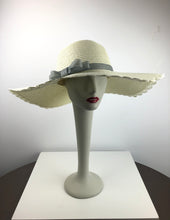 Load image into Gallery viewer, CLASSY - PAPER BEACH HAT
