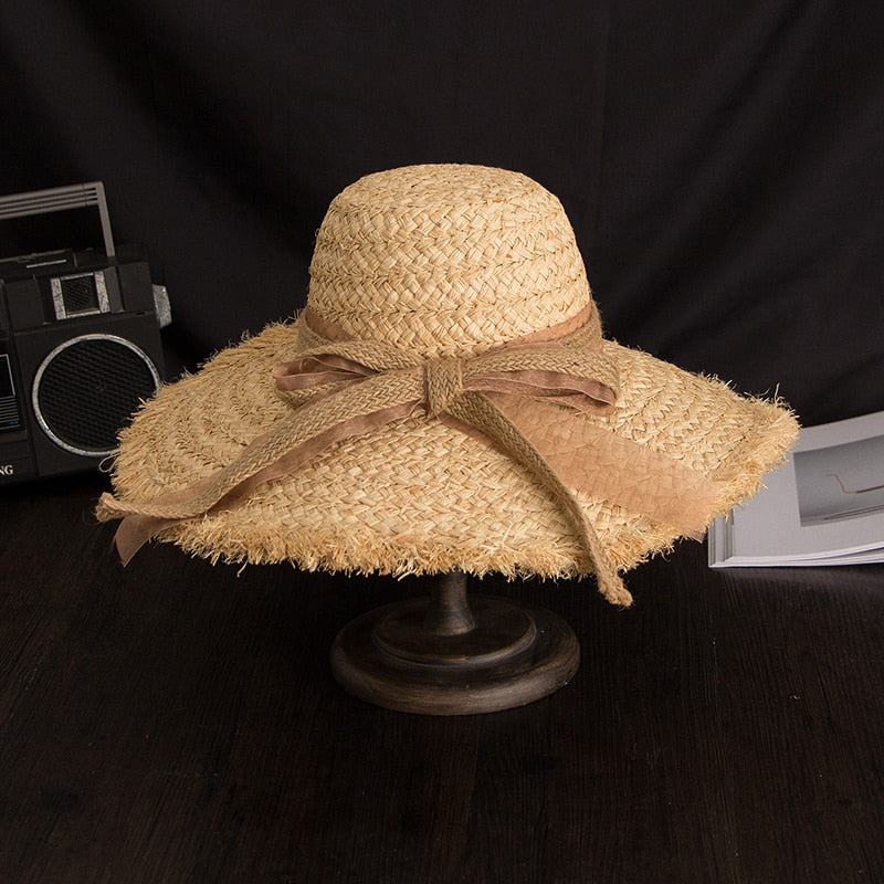 CLIVIA - HANDMADE STRAW BEACH HAT