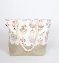 Load image into Gallery viewer, GOLD PINEAPPLE BEACH BAG
